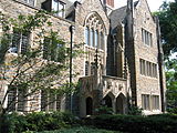 Allen Administrative Building der Duke University (1952).