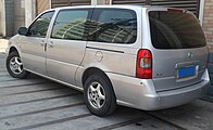 Buick GL8 (2005–2010) rear.