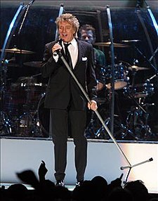 O cantaire Rod Stewart mientres una actuación en Zaragoza o 5 de noviembre de 2007.