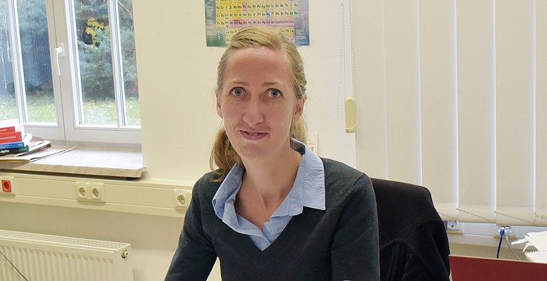 File:Gräfe, Stefanie 2017.jpg