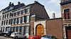 Hôtel de maître: hoofdgebouw: straatgevel en achtergevel, puntgevel in hout en dak, entreeportiek, voorgevel en dak van de conciergerie en ondersteunde fontein,bepaalde delen van het interieur: grand salon, petit salon, marmeren open haard in Régence-stijl, een trap op de begane grond en een "bureau" op de verdieping