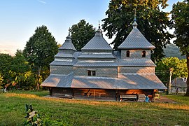 Église Saint-Michel de Vichka en bois.