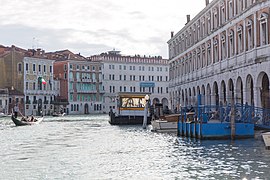 Venedig ACTV Stop Rialto Mercato-5016.jpg