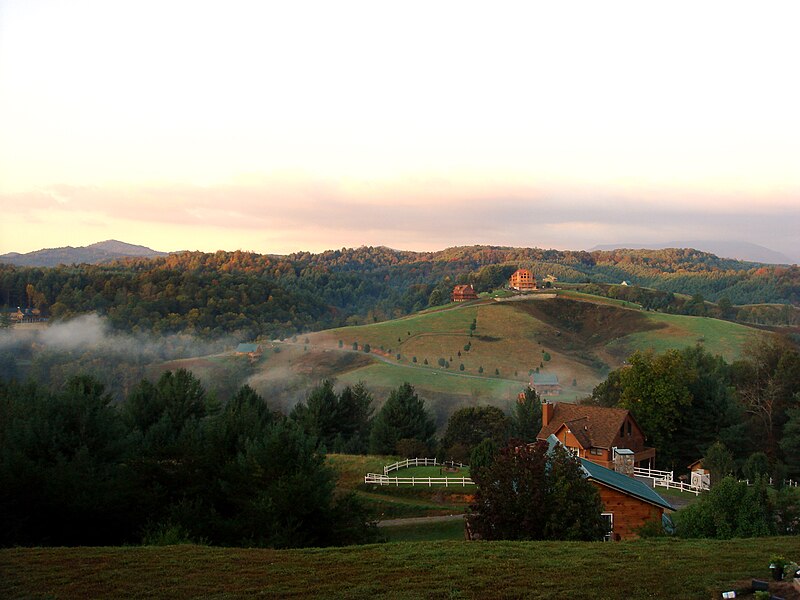 File:Eagle's Nest - panoramio.jpg