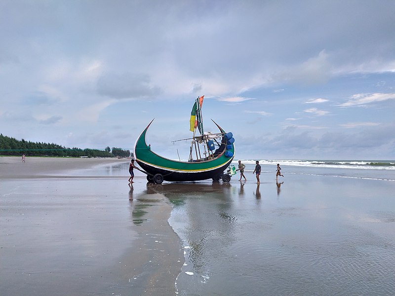 File:Lengurbill beach 19.jpg