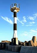 Richard's Bay -N. breakwater, head lighthouse.jpg