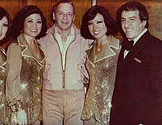 The Kim sisters with their drummer Leonard Espositio and Frank Sinatra (color retouch).jpg