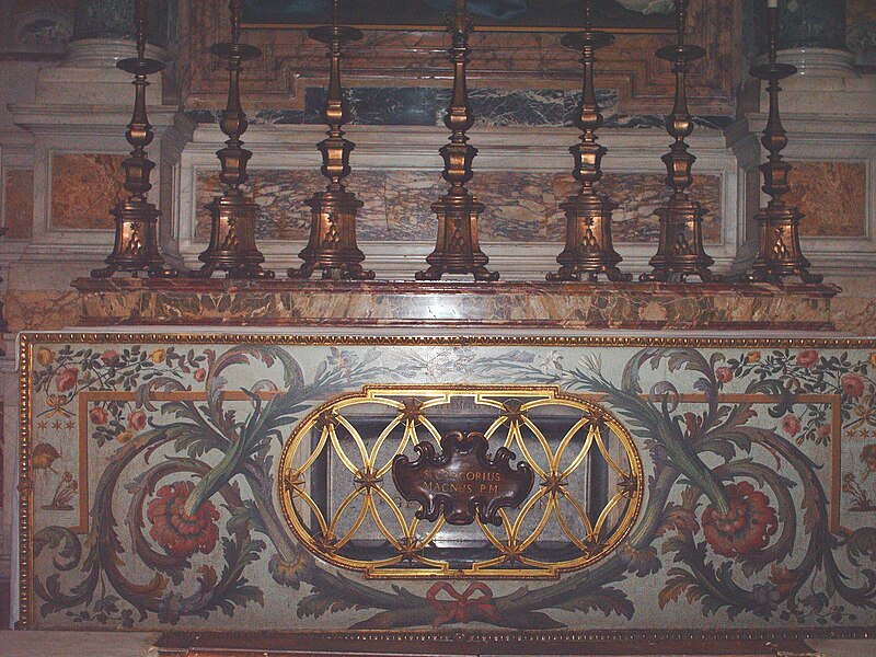 File:Tomb of pope Gregorius I.jpg