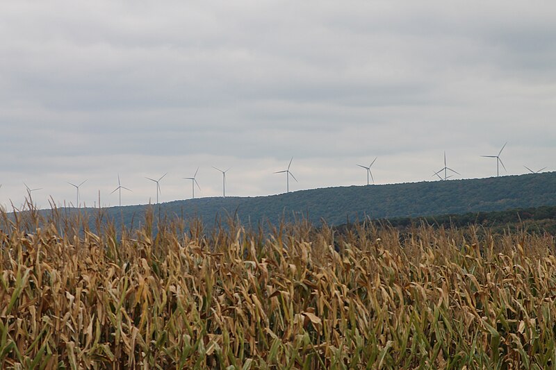 File:Wind turbines in Schuylkill County, Pennsylvania 3.JPG