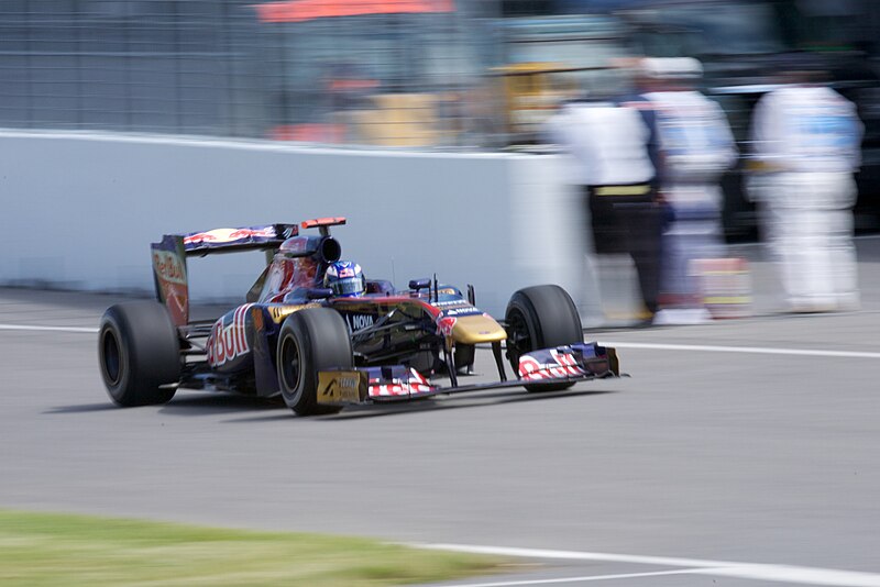 File:2011 Canadian GP Friday 01.jpg