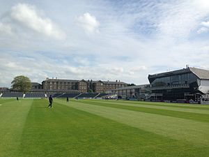 Der Pavillon des Bristol County Ground