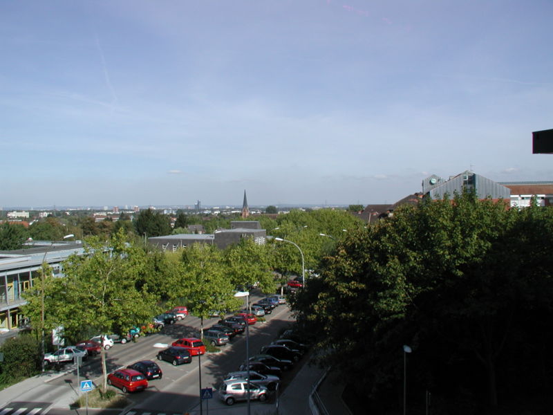 File:Huerth-Hermuelheim-Blick-vom-EKZ-020.JPG