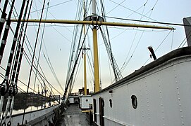 6. The Tall Ship Glenlee beside the Riverside Museum, Glasgow, Scotland. The River Clyde appears.jpg