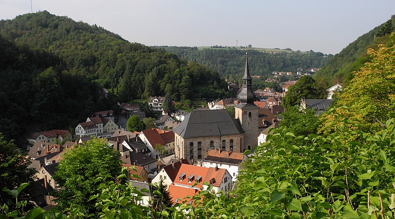 File:Bad Berneck - Sicht vom Walpoten-Burgturm.JPG