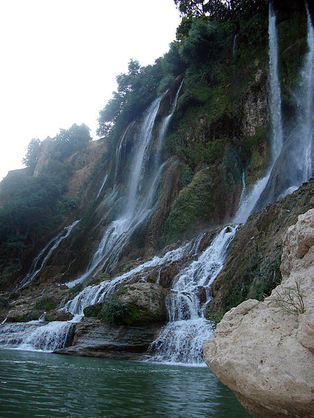 File:Bisheh waterfall 2.JPG