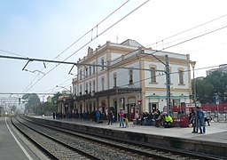 L'estació de Sitges de la línia Barcelona-Vilanova-Sant Vicenç de Calders (R2 Sud)