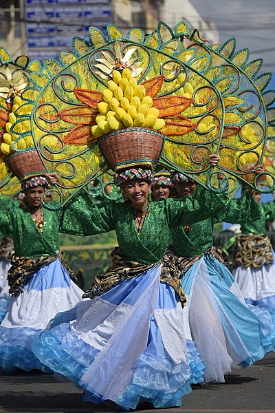 File:Kasadyahan Manggahan Festival of Guimaras.jpg