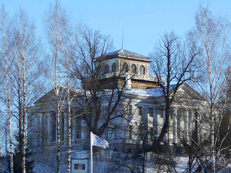 File:Rozhdestveno mansion, western and soutern facades.jpg