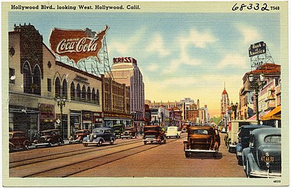 Hollywood Boulevard, looking west