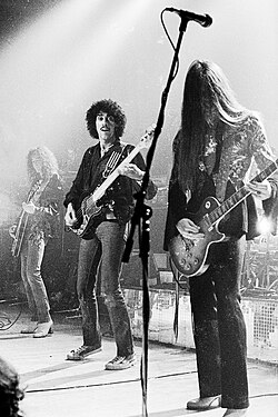 Thin Lizzy 1977