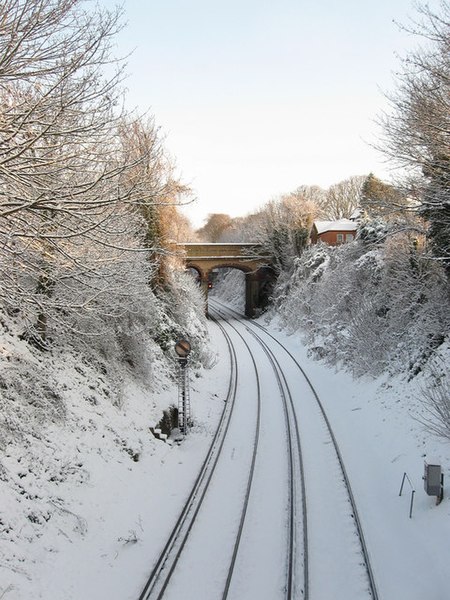 File:Cliftonville Spur - geograph.org.uk - 1625213.jpg