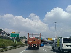 E5 (KESAS) Persimpangan Kewajipan (Exit 510) 3.jpg