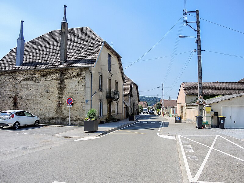 File:Grande rue. Epeugney.jpg