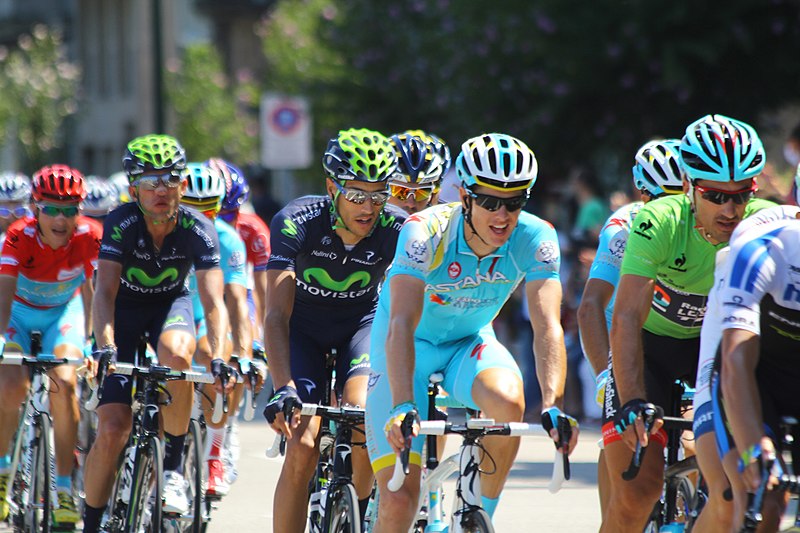 File:Vigo Vuelta Ciclista a España 2013 (9596391836).jpg