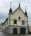 Ehemaliges Rathaus (Hochparterre) und Feuerwehrhaus (Tiefparterre), jetzt Heimatmuseum