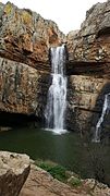 Cascada de cimbarra de frente.jpg