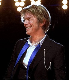 David Bowie v roku 2002