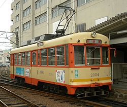 市内線のモハ2004号（旧塗装）