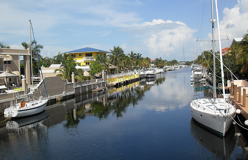 File:Key-largo-harbor-3.JPG