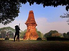 Bajang Ratu gate and caretaker.jpg