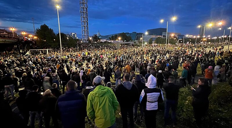 File:Protesti kod Gazele 12. maj VoA.jpg