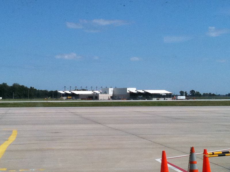 File:MBS Airport New Terminal.JPG