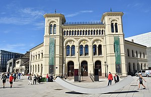 Vestbanestasjonen mit dem Nationalmuseum im Hintergrund, 2022