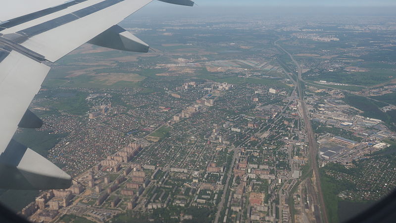 File:Domodedovo city aerial view (17912071394).jpg