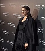 Irina Shayk Aniversario de Intimissimi.jpg