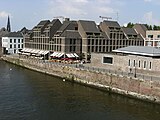 Stenenwal bij Hotel Maastricht