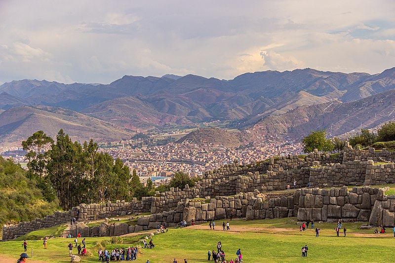 File:Sacsayhuaman - 51188637799.jpg