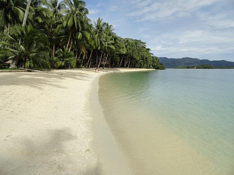 File:White Beach, Port Barton, Philippines (36963996471).jpg