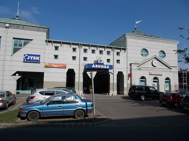 File:Coop Atrium Shopping Center. - Jászberény.JPG