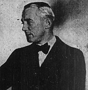 George M Cohan at Actors Fidelity League meeting Aug 27, 1919.jpg