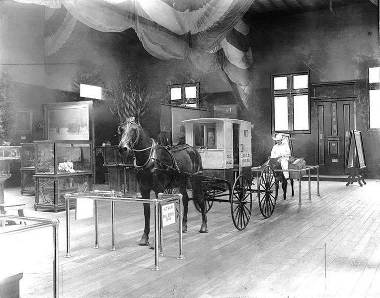 File:Model of Rural Delivery Service horse and wagon, United States Government Building, Alaska Yukon Pacific Exposition, Seattle (AYP 579).jpeg