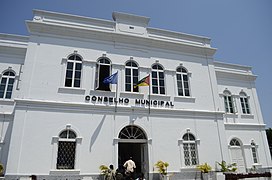 Conselho Municipal de Inhambane (8358204002).jpg