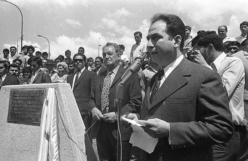 File:1971. Octubre 24. José Curiel en la Inauguración del Distribuidor Baralt.jpg