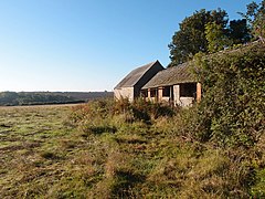 Farm buildings at Tottenhoe Lodge - geograph.org.uk - 3180585.jpg