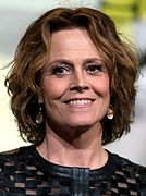 Sigourney Weaver (Ripley)