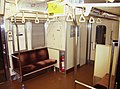 「業務用室」化された車両の車内。トイレ扉の取っ手が無くなっている。